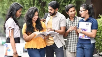 collage student