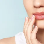 Dry Lips: फटे और रूखे होंठों से हैं परेशान? ये आसान घरेलू उपाय रखेंगे होंठों को मुलायम और मॉइस्चराइज