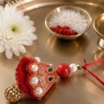 Lumba Rakhi: भाई की कलाई नहीं, भाभी की चूड़ी में बांधी जाती है ये खास राखी, जानें लुंबा राखी की परंपरा और महत्व