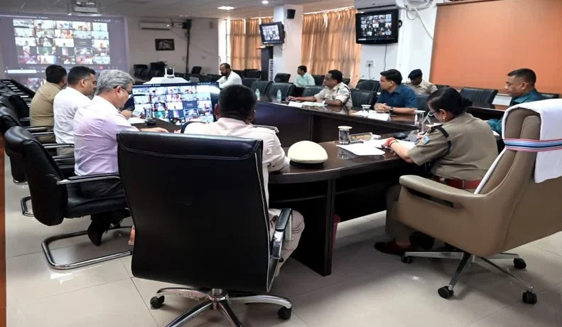 Durga Puja Security: झारखंड में दुर्गा पूजा पर हाई अलर्ट, ड्रोन-CCTV से निगरानी; सोशल मीडिया पर भी नजर