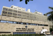 IIT में 5 साल में 53 छात्रों की मौत, 45 आत्महत्या के मामले; SC-ST-OBC के 29 छात्र शामिल