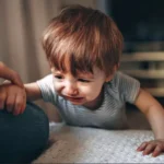 Parenting Tips: बच्चा हर छोटी बात पर करता है गुस्सा? जानें उसे शांत करने और व्यवहार सुधारने के 7 आसान तरीके