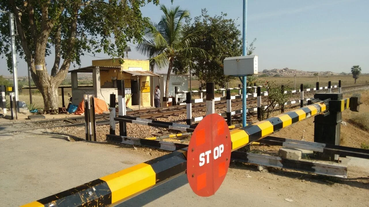 rail fatak barrier