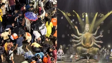 कोलकाता में दुर्गा पूजा पंडाल ढहने से हादसा